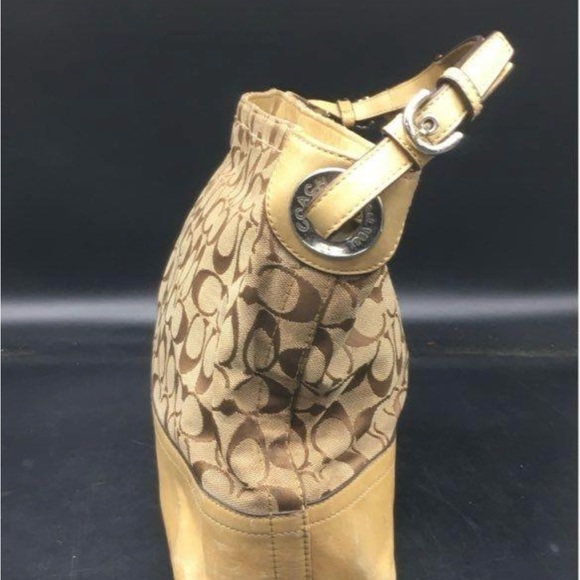 Coach Brown and Tan Signature Shoulder Bag - Picture 3 of 7